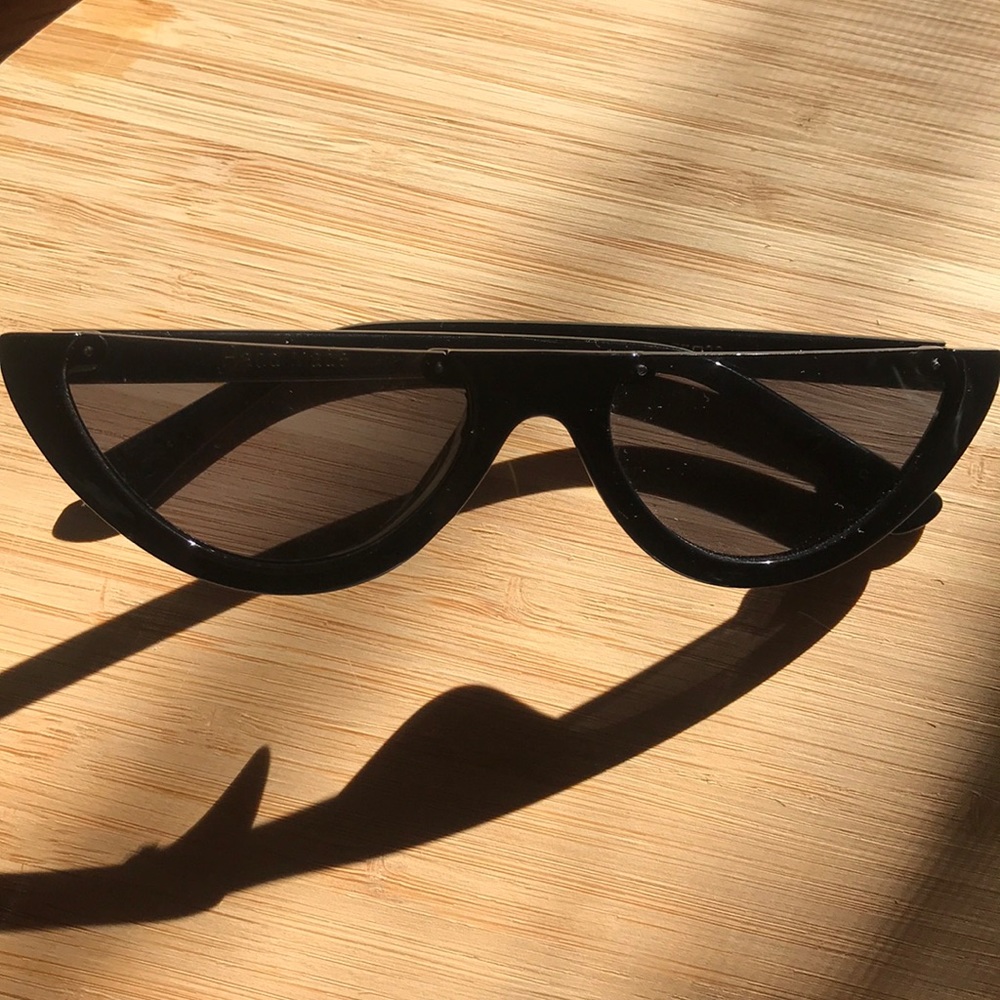 Blk shades